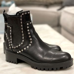 NWOT ZARA combat boots